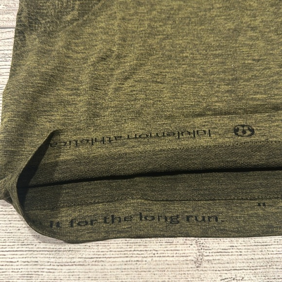 🍋Women’s Lululemon Swiftly Tech Long Sleeve Crew size 6🍋black/brave olive - Picture 7 of 16